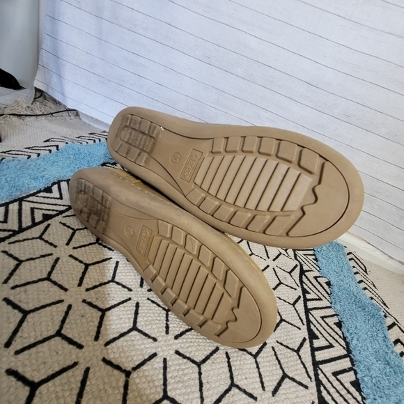 Guide Gear Women's 10" Suede Boots, SZ 10 - Picture 12 of 16